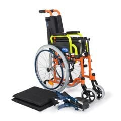 Comfort Plus DM-312 35cm Kids Özellikli Çocuk Tekerlekli Sandalye