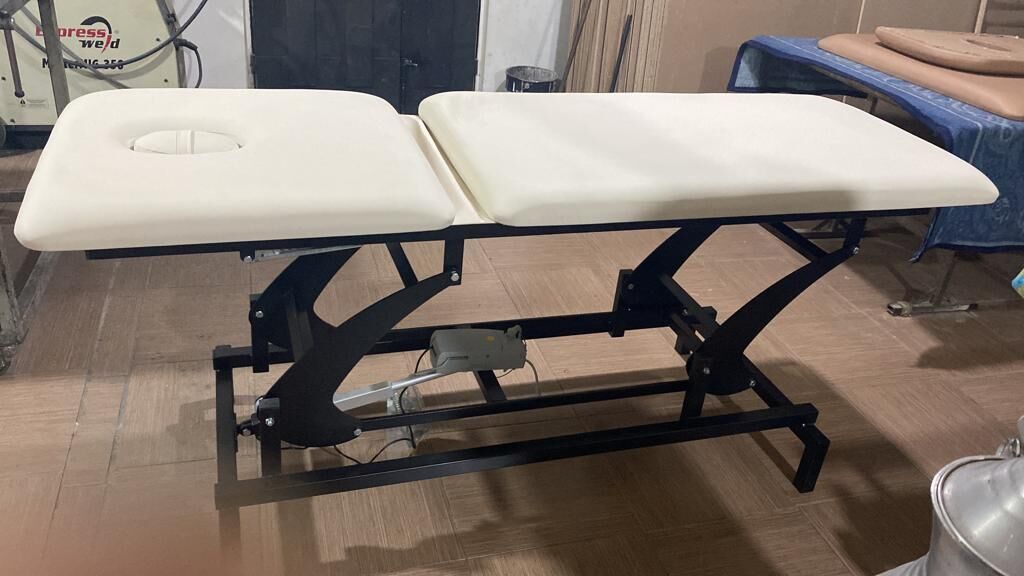 Bobath Rehabilitasyon Yatağı Tek Motorlu Başlıklı 100x190 Cm